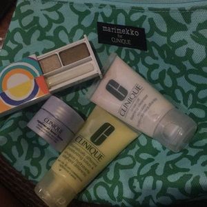 5 pieces of Clinique products with bag